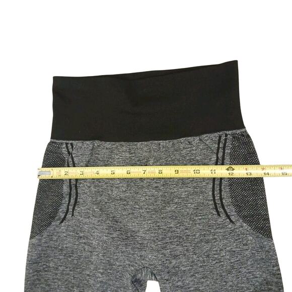 New Mix Leggings Activewear Size M GRAY Modern Yoga Gym Sporty Stretch Yoga - Picture 14 of 16